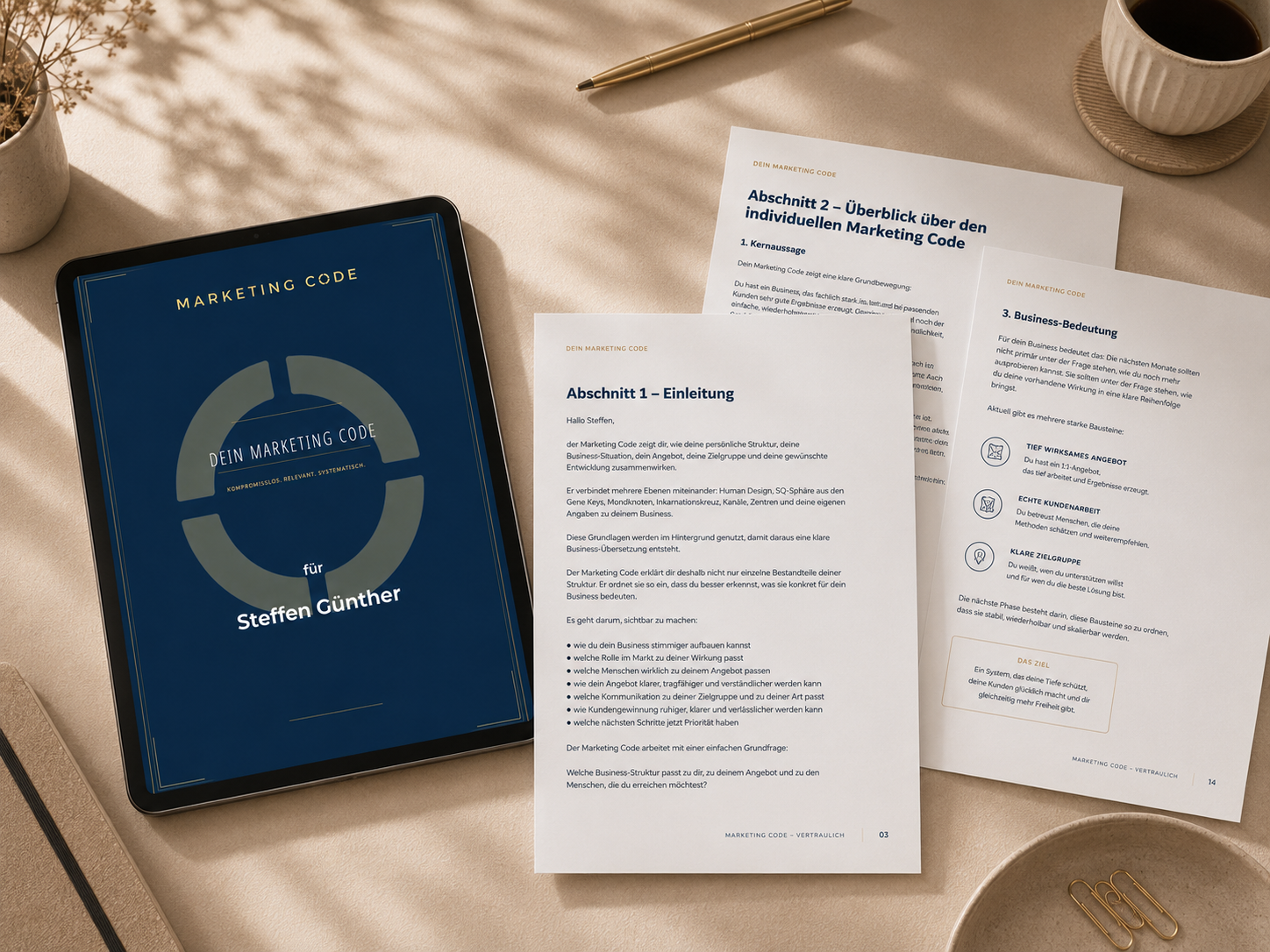Dein Marketing-Code – Produktansicht mit geöffneten Inhaltsseiten